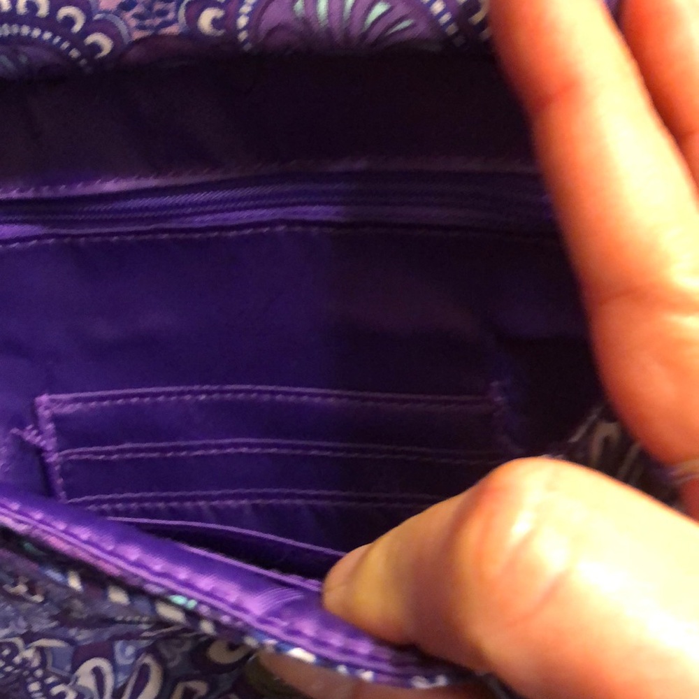 Vera Bradley crossbody small purse - Picture 6 of 10